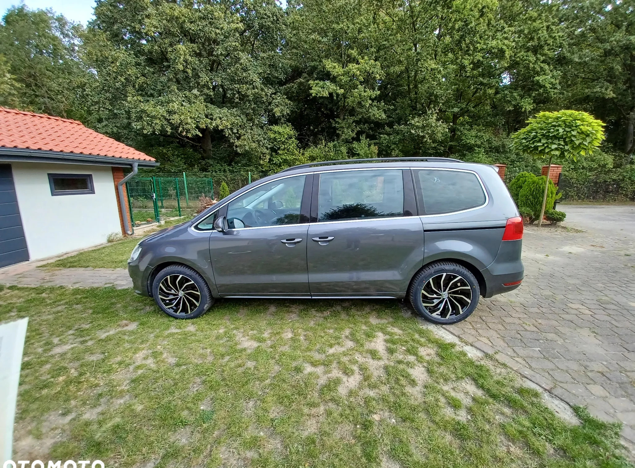 Volkswagen Sharan cena 46500 przebieg: 280000, rok produkcji 2012 z Kalety małe 121